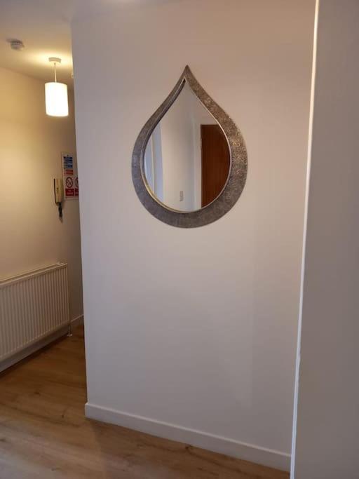 Lovely 2 Bed Flat-Great Location Appartement Dundee Buitenkant foto
